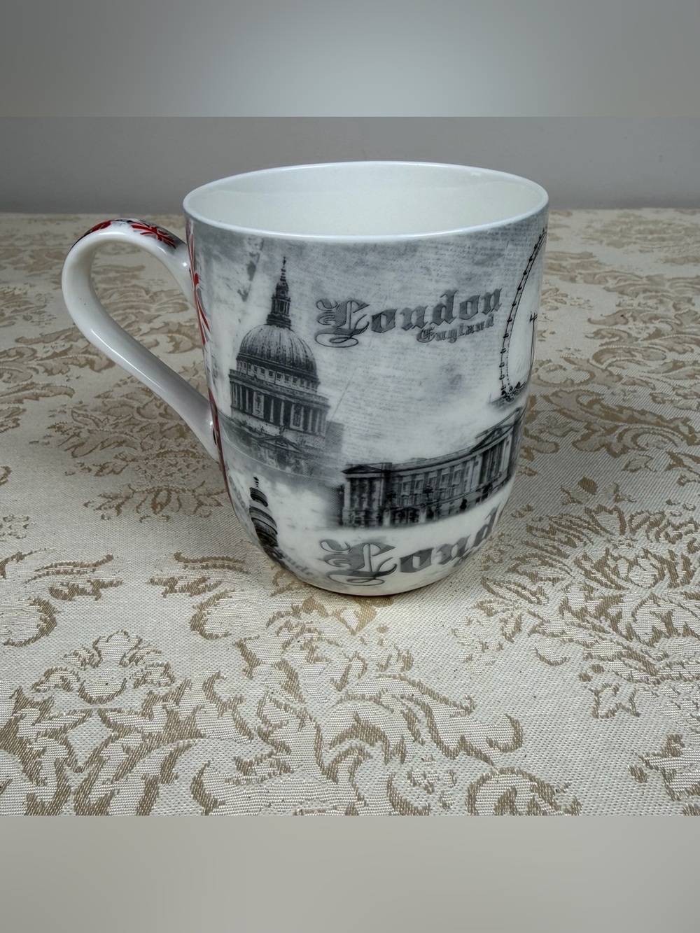 Leonardo Collection London Scenic Bone China Souvenir Mug